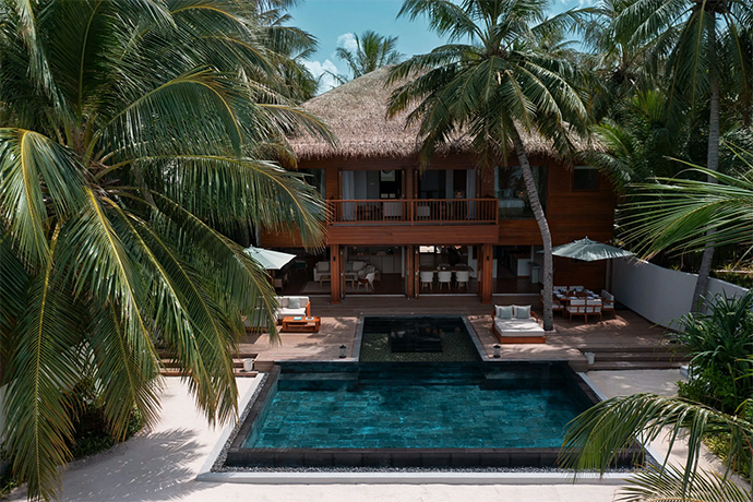 Two Bedroom Beach House with Pool