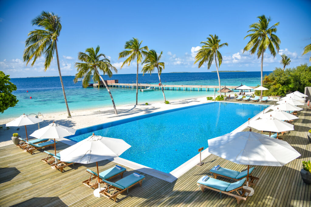Reethi Faru Resort 2