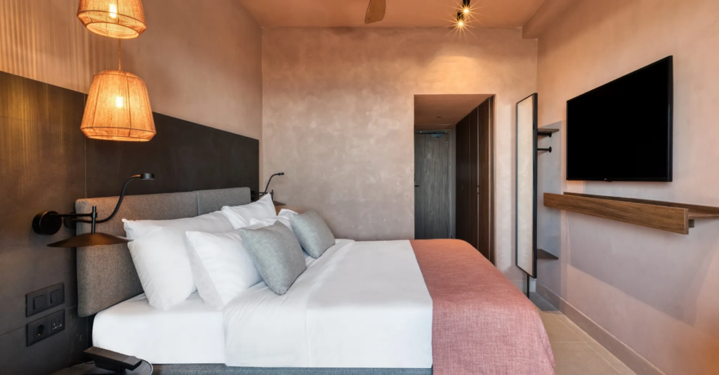 Domes of Corfu soba 2