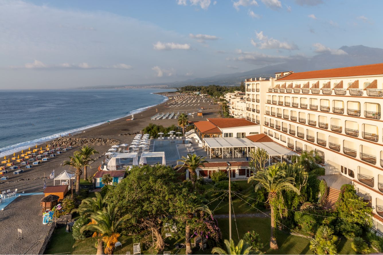 delta-hotels-marriott-giardini-naxos-4