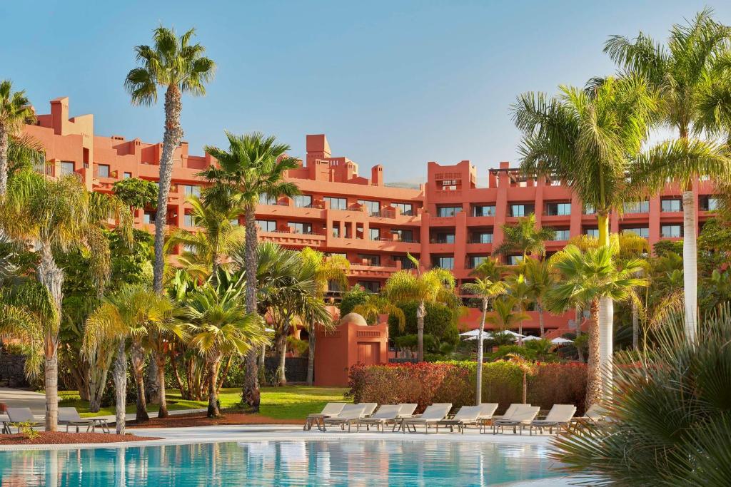 Tivoli La Caleta hotel