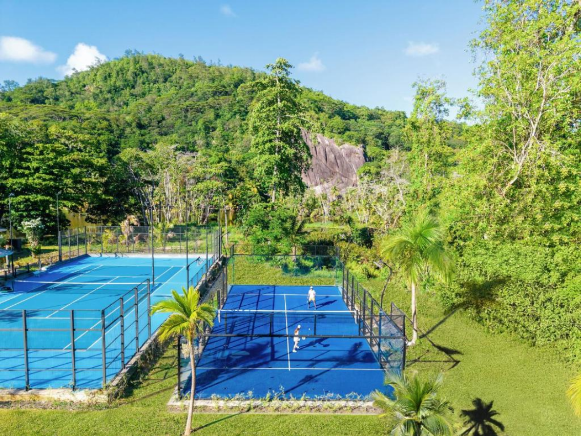 Cheval Blanc Seychelles tenis